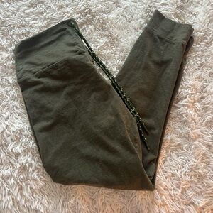 Aerie Green Leggings